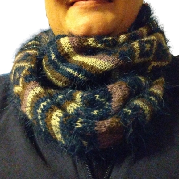 Charlotte Daniel Fair Isle Infinity Scarf Preppy Soft Warm - Picture 4 of 5